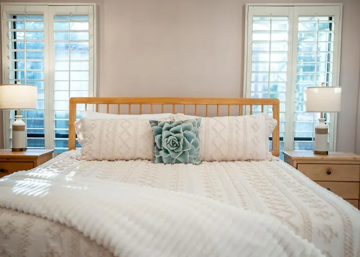 Ferienhaus New! Scenic Escape | Yard/views/trails! *
