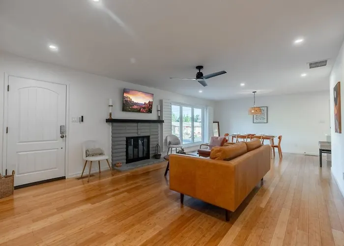 Ferienhaus New! Scenic Escape | Yard/views/trails! *