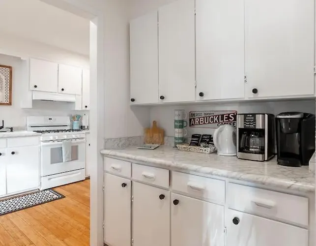 Ferienhaus New! Scenic Escape | Yard/views/trails!