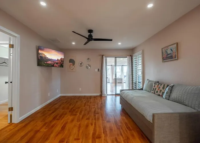 New! Scenic Escape | Yard/views/trails! Ferienhaus *