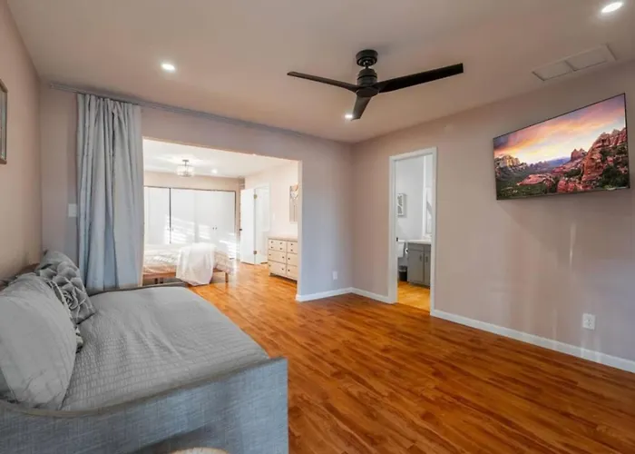 Ferienhaus New! Scenic Escape | Yard/views/trails! Sedona