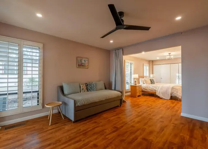 New! Scenic Escape | Yard/views/trails!