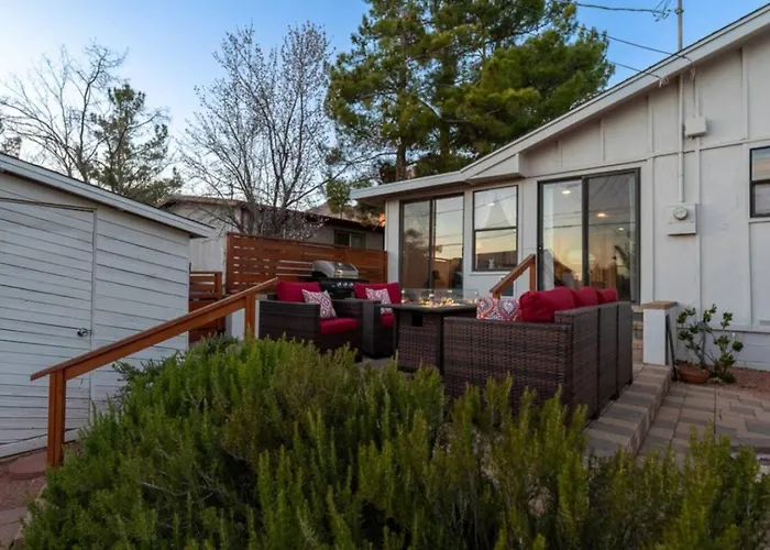 Ferienhaus New! Scenic Escape | Yard/views/trails! Sedona