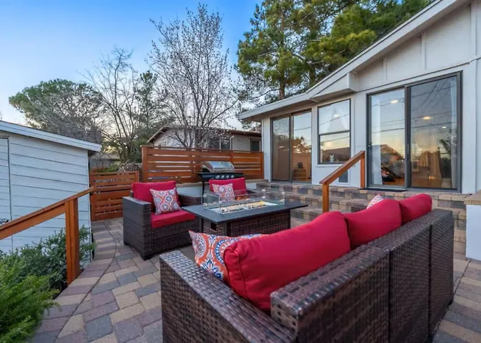 Ferienhaus New! Scenic Escape | Yard/views/trails! Sedona
