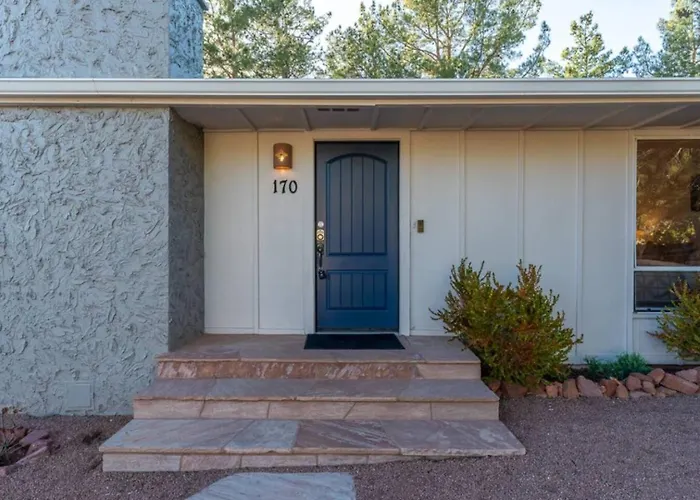 New! Scenic Escape | Yard/views/trails! Sedona